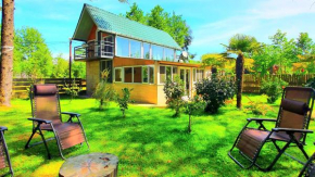 House & Yard Sesil Forest 90m to beach Kaprovani